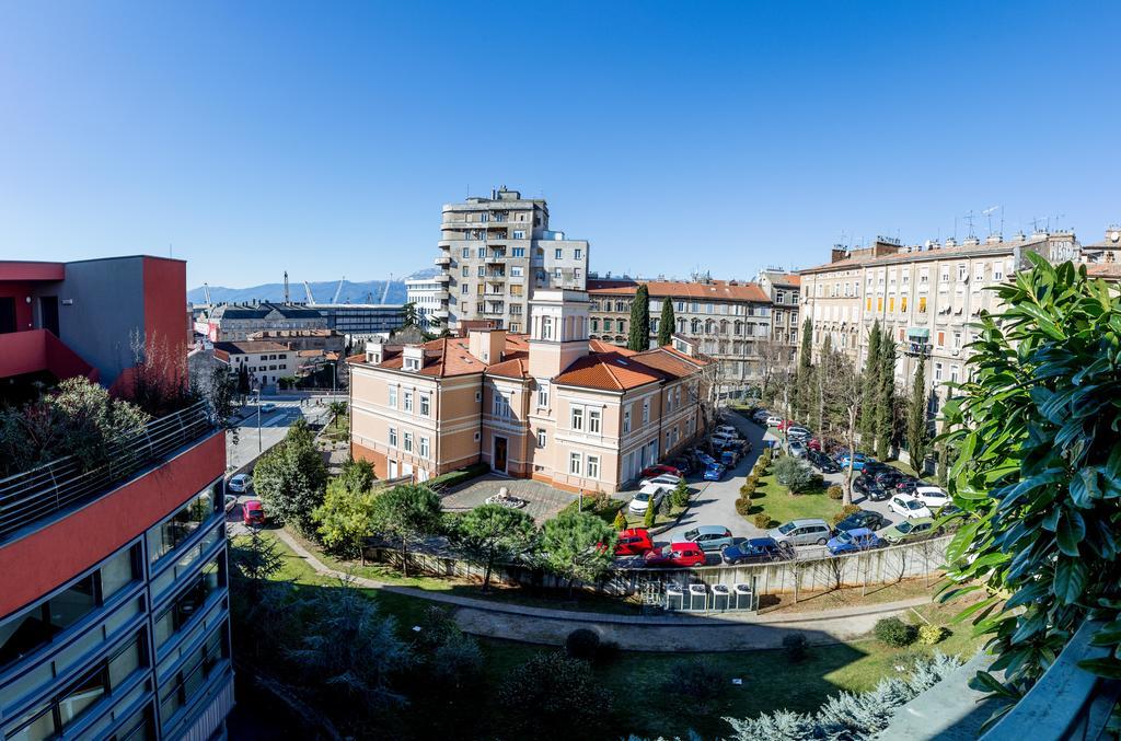 Allure Apartment Rijeka Extérieur photo